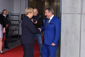 Predsednica Nataša Pirc Musar in ustanovitelj, lastnik in direktor fundacije Karl-Heinz Schuler.